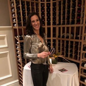 Meet your Posher, Faye